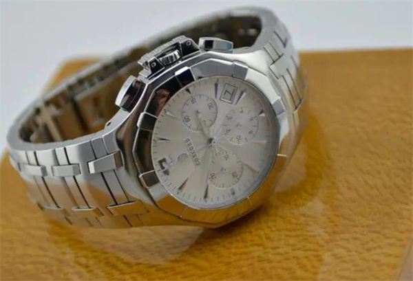 君皇手表进灰了解决方法大全 君皇手表进灰了解决方法大全